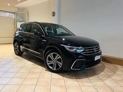 Begagnad VW Tiguan R-line 150 HK (110 kW) 2021 Svart SUV