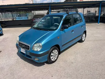 Usata Hyundai Atos GLS 59 CV (43 kW) 2001 Blu Utilitaria