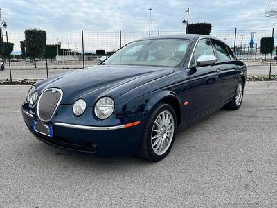 Usata Jaguar S-Type Executive 207 CV (152 kW) 2006 Blu/azzurro Berlina