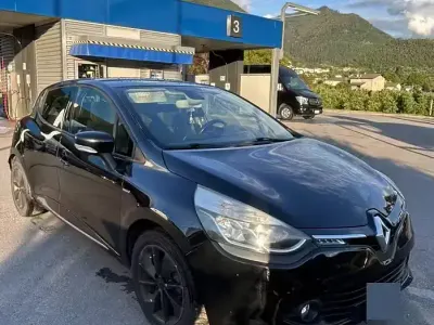 Usata Renault Clio IV 73 CV (53 kW) 2015 Nero Berlina