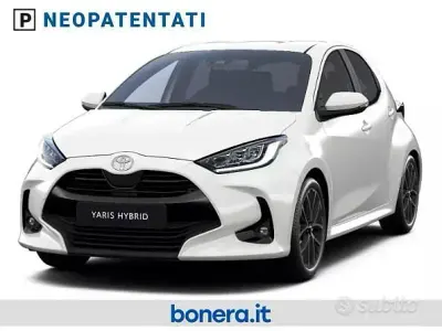Nuova Toyota Yaris Hybrid 92 CV (67 kW) 2026 Bianco Berlina