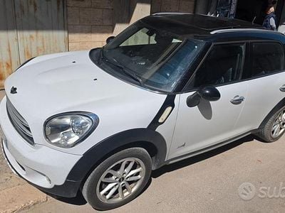 Usata Mini Countryman 112 CV (82 kW) 2015 Bianco SUV