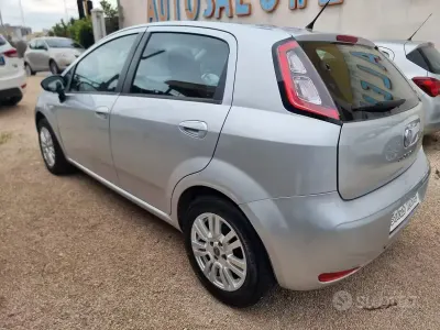 Usata Fiat Punto Racing 75 CV (55 kW) 2012 Grigio Utilitaria