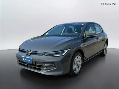 Usata VW Golf VIII Life 115 CV (84 kW) 2025 Grigio Berlina