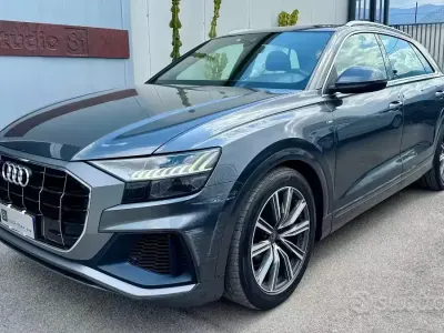 Usata Audi Q8 Sport 286 CV (210 kW) 2019 Grigio SUV