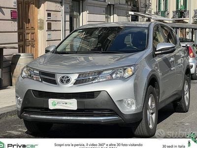 Usata Toyota RAV4 124 CV (91 kW) 2014 Grigio SUV