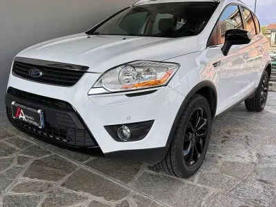 Usata Ford Kuga Titanium 163 CV (119 kW) 2013 Bianco SUV