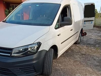 Usata VW Caddy Maxi 122 CV (89 kW) 2016 Bianco Monovolume