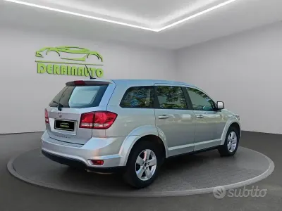 Usata Fiat Freemont 140 CV (102 kW) 2013 Grigio SUV