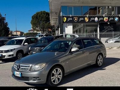 Usata Mercedes C220 170 CV (125 kW) 2009 Grigio Station wagon