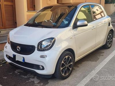 Usata 2016 Smart ForFour Utilitaria | 7000 € (Buon prezzo)