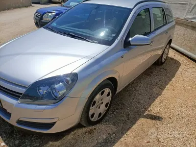 Usata Opel Astra S 68 CV (50 kW) 2005 Station wagon