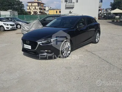 Usata Mazda 3 Exceed 105 CV (77 kW) 2018 Grigio Utilitaria