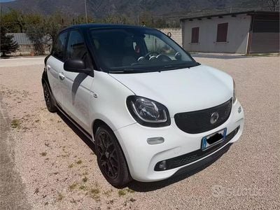 Usata Smart ForFour Passion 90 CV (66 kW) 2017 Bianco Utilitaria