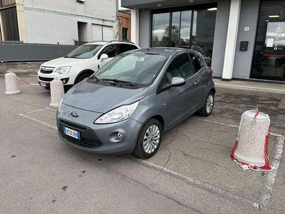 Usata Ford Ka 69 CV (50 kW) 2012 Grigio chiaro met Utilitaria