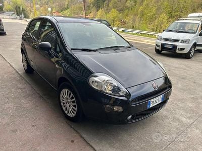 Usata Fiat Punto Street 69 CV (50 kW) 2017 Nero Utilitaria