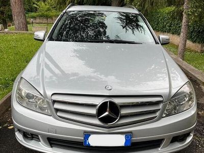 Usata Mercedes C200 Classic 136 CV (100 kW) 2010 Grigio Station wagon