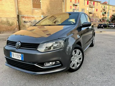 Usata VW Polo Business 75 CV (55 kW) 2015 Grigio Berlina