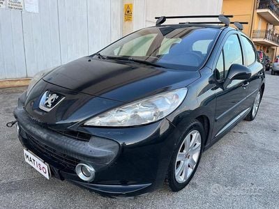 Usata Peugeot 207 90 CV (66 kW) 2007 Nero Berlina