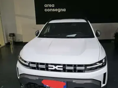 Usata Dacia Duster Journey 101 CV (74 kW) 2024 SUV