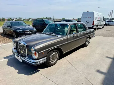 Usata Mercedes 280 158 CV (116 kW) 1970 Grigio Berlina