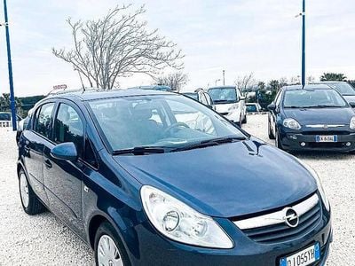 Usata Opel Corsa Cosmo 80 CV (58 kW) 2007 Grigio Utilitaria