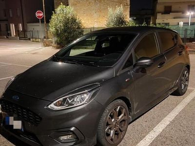 Usata Ford Fiesta ST-Line 95 CV (69 kW) 2020 Grigio Utilitaria