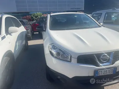Usata Nissan Qashqai Acenta 110 CV (80 kW) 2013 Bianco SUV