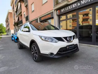 Usata Nissan Qashqai 131 CV (96 kW) 2014 Bianco SUV