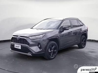 Usata Toyota RAV4 Hybrid Style 218 CV (160 kW) 2023 Grigio SUV