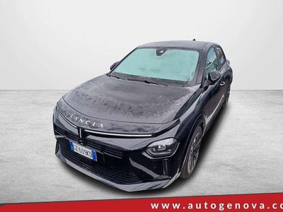 Usata Lancia Ypsilon 101 CV (74 kW) 2025 Nero Utilitaria