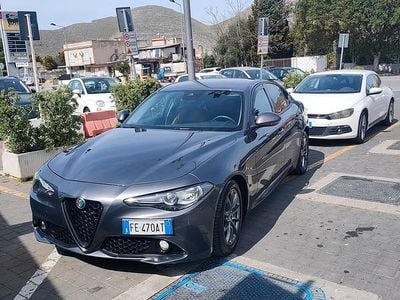 Second-hand Alfa Romeo Giulia 150 CP (110 kW) 2016 Gri Berlinǎ