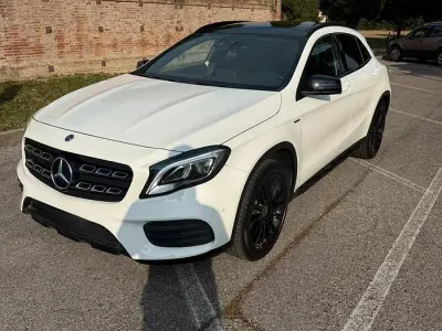 Usata Mercedes GLA200 Edition 136 CV (100 kW) 2019 Bianco SUV