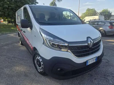Usata Renault Trafic 145 CV (106 kW) 2021 Bianco Monovolume