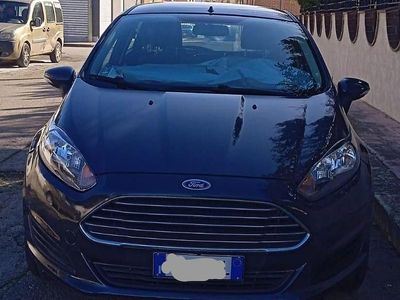 Usata Ford Fiesta 265 CV (194 kW) 2015 Utilitaria