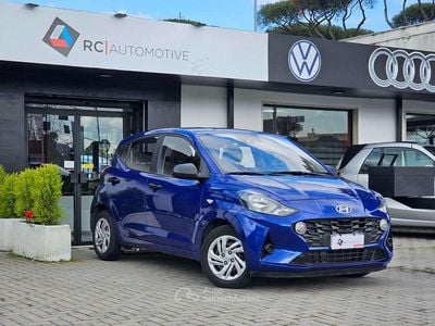 Usata Hyundai i10 Advanced 67 CV (49 kW) 2022 Blu Utilitaria