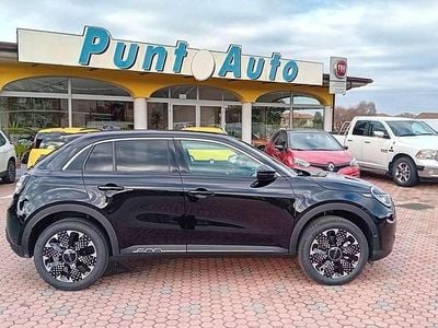 Nuova Fiat 600 La Prima 136 CV (100 kW) 2025 Nero Station wagon