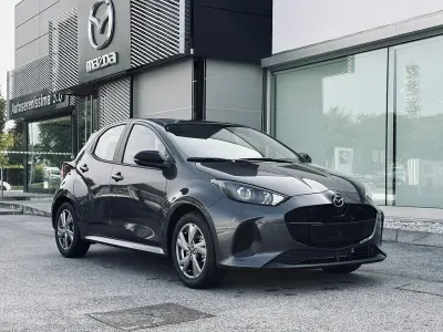 Nuova Mazda 2 116 CV (85 kW) 2026 Charcoal grey Utilitaria