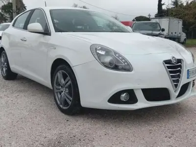 Usata Alfa Romeo Giulietta Progression 105 CV (77 kW) 2014 Bianco Utilitaria