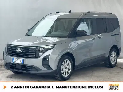 Usata Ford Tourneo Courier Titanium 126 CV (92 kW) 2024 Solar silver  Monovolume