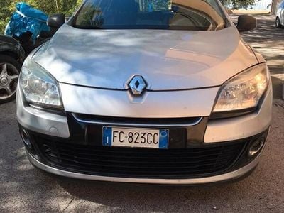 Usata Renault Mégane GrandTour 110 CV (80 kW) 2012 Grigio Station wagon