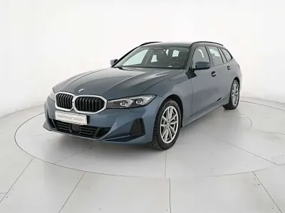 Käytetty BMW 320 190 HP (139 kW) 2024 Sininen Farmari