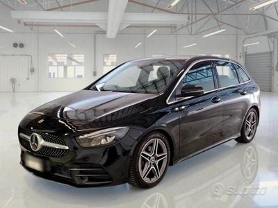 Usata Mercedes B200 Premium 150 CV (110 kW) 2021 Nachtschwarz  unilack Monovolume