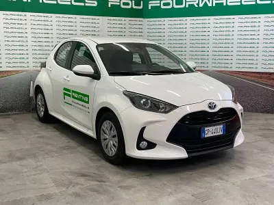 Usata Toyota Yaris Hybrid