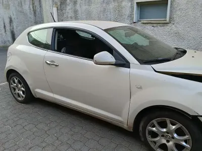Usata Alfa Romeo MiTo Distinctive 120 CV (88 kW) 2010 Utilitaria