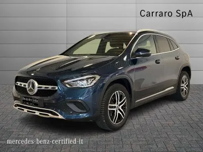 Usata Mercedes GLA180 116 CV (85 kW) 2023 Blu metallizzato SUV