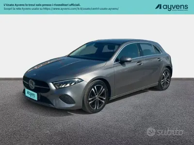 Usata Mercedes A180 Advanced 116 CV (85 kW) 2023 Grigio Berlina