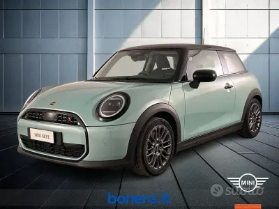 Usata Mini Cooper Classic 204 CV (150 kW) 2024 Grigio Utilitaria