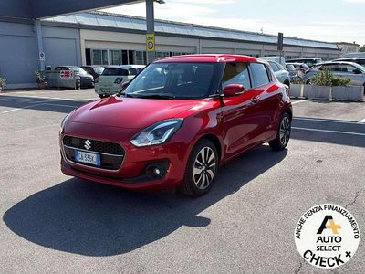 Usado Suzuki Swift 90 CV (66 kW) 2020 Rojo Utilitario