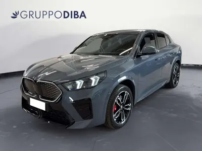 Usata BMW iX2 M Sport 150 kW (204 CV) 2025 Grigio SUV